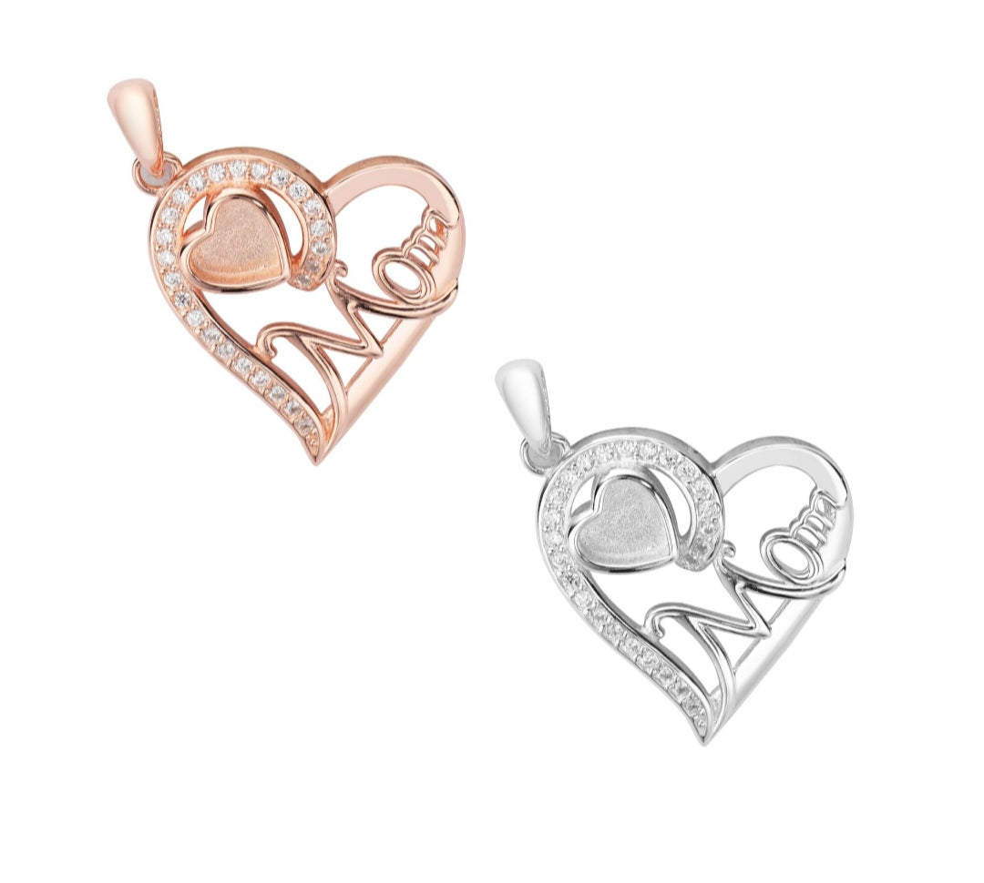 Mom heart pendant