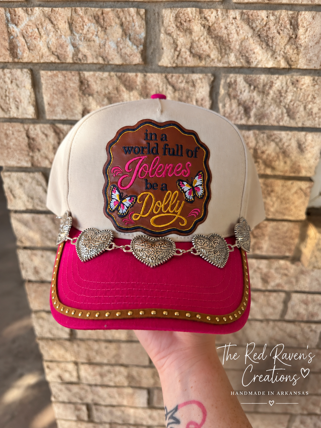 "In a world full of Jolenes, be a Dolly" canvas hat