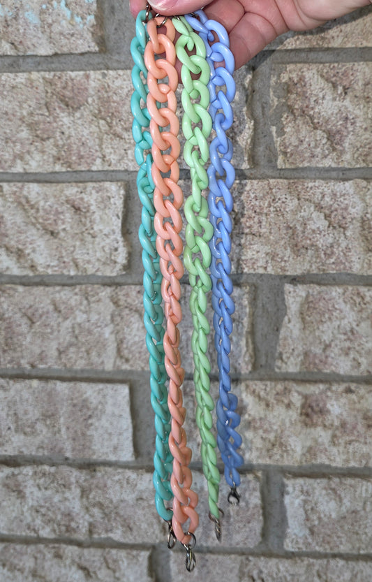 Chain link hat chain